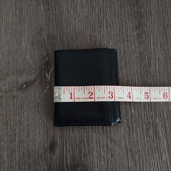 Mens Black Trifold Leather Wallet - Picture 7 of 8